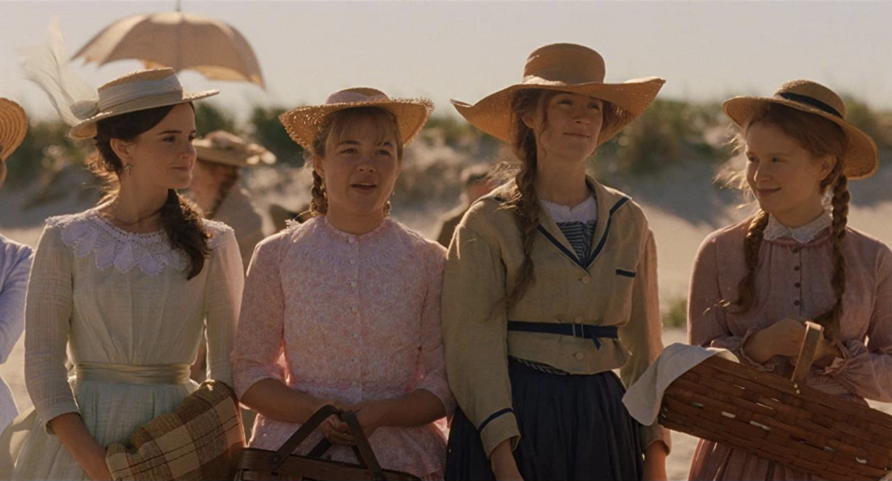 Emma Watson, Florence Pugh, Saoirse Ronan e Eliza Scanlen como Meg, Amy, Jo e Beth, respectivamente, em Adoráveis Mulheres (2020)