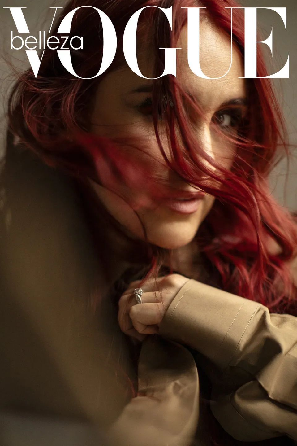 Dulce María na nova capa da Vogue México