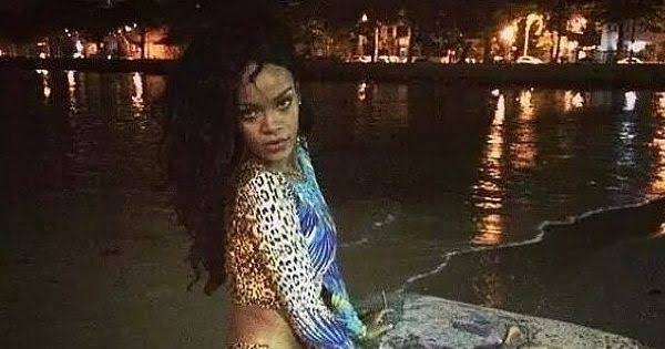 Rihanna em uma de suas passagens pelo Brasil