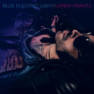 Lenny Kravitz na capa do álbum Eletric Blue Light.