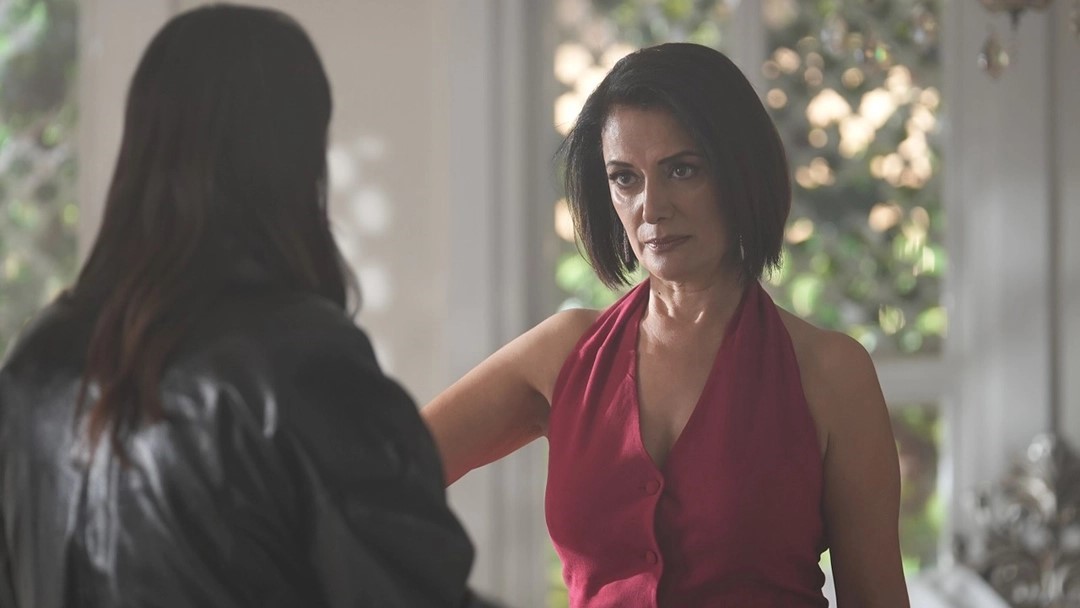 Foto Veda no resumo.