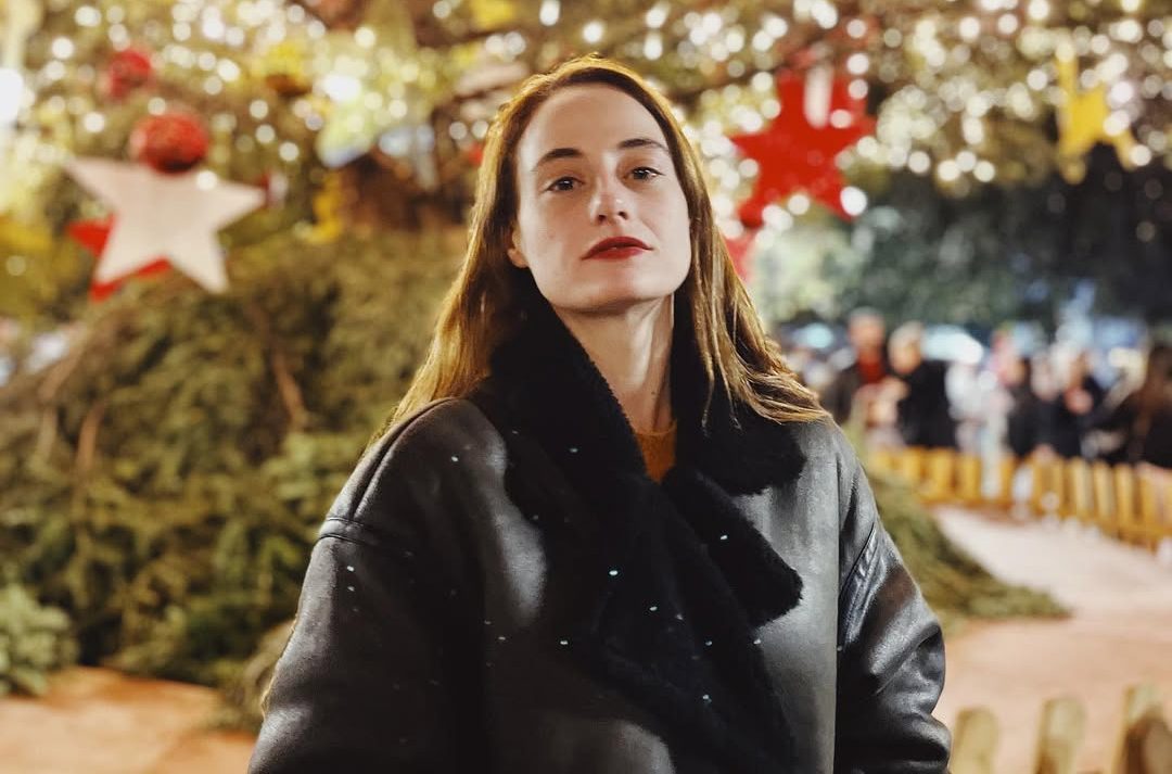 Foto atriz nas notícias da semana.