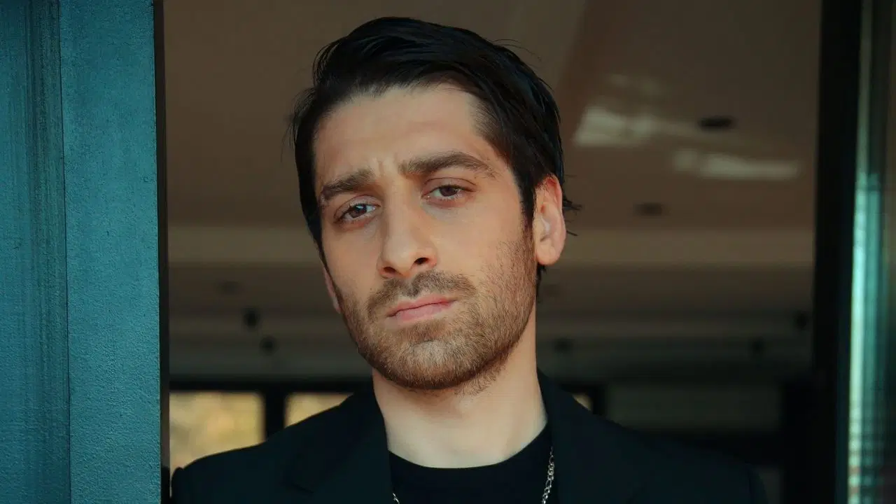 Foto de Bora Akkaş no resumo de notícias.