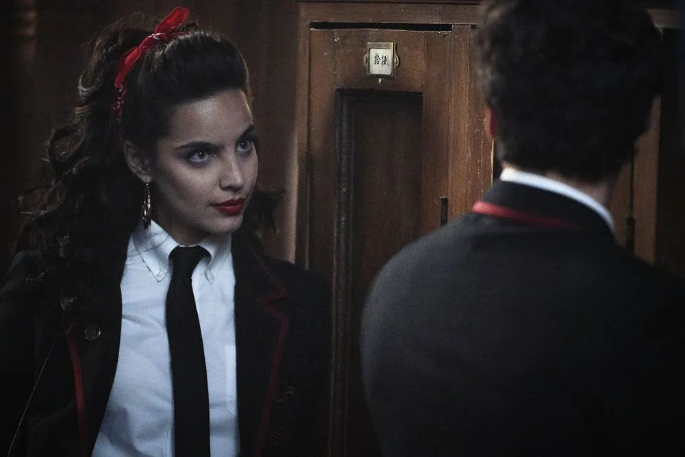 María Gabriela de Faría como Maria Salazar na série Deadly Class (2019)