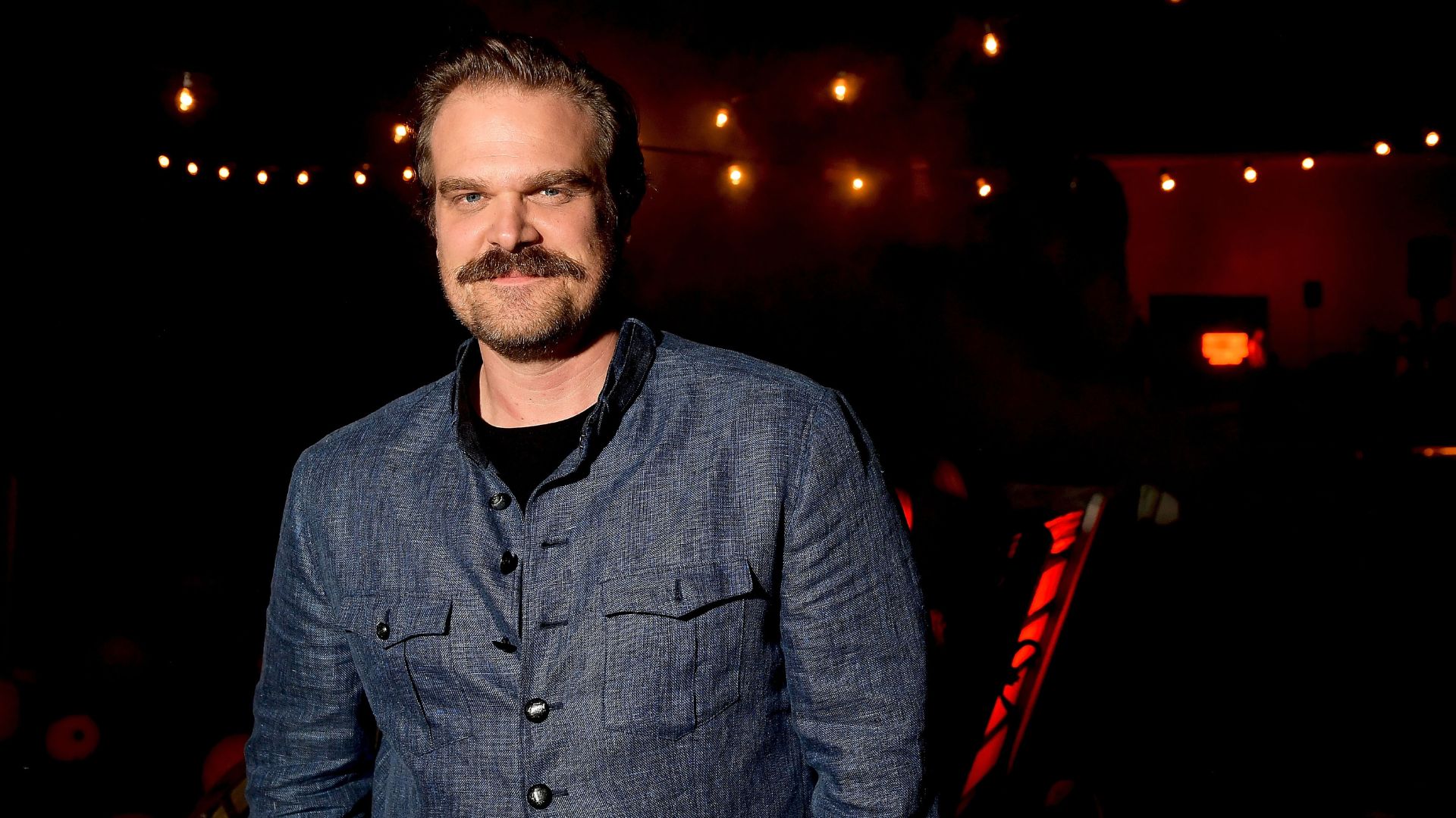 David Harbour irá protagonizar DTF St. Louis