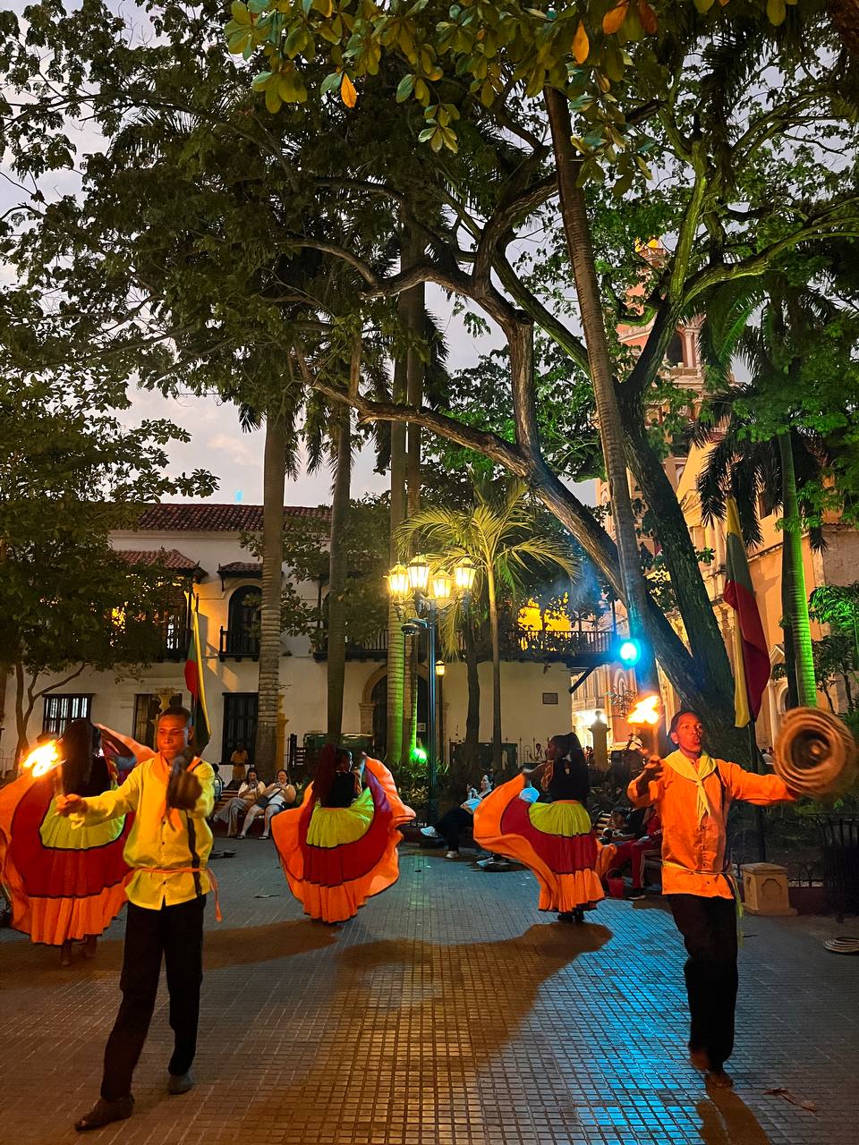 Apresentção do grupo Candela Viva