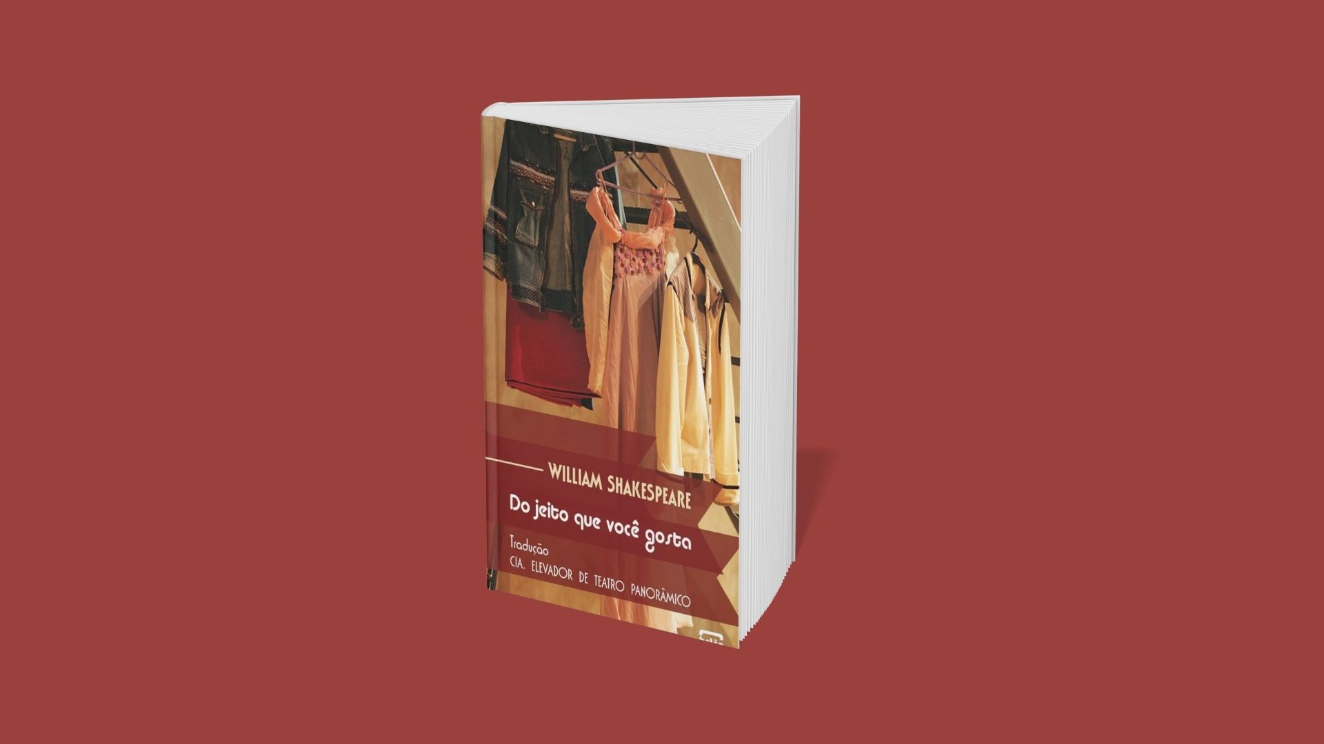 Capa do livro Do jeito que você gosta, de Shakespeare, em um fundo avermelhado. A capa tem roupas medievais penduradas.