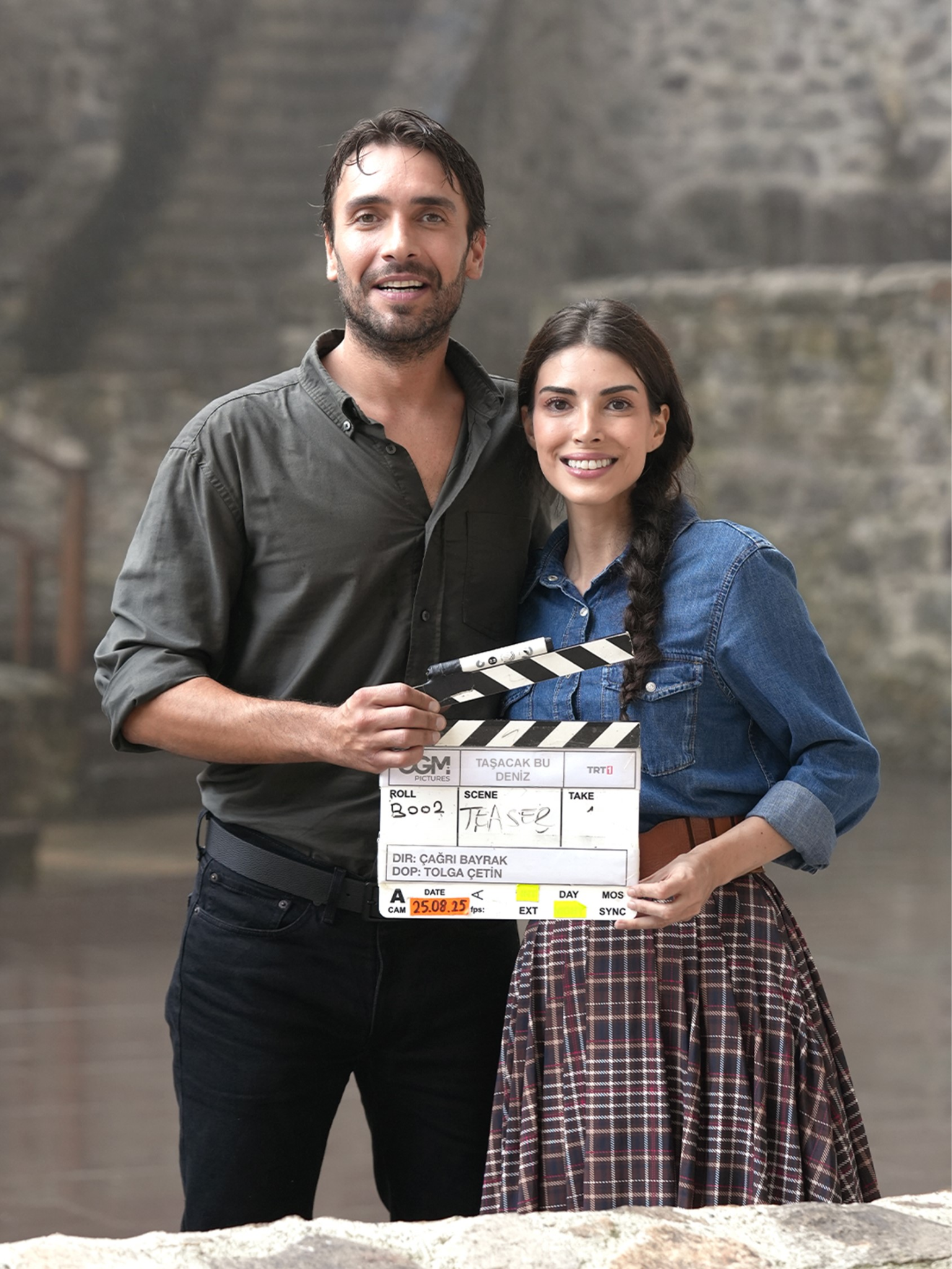 Protagonistas de Taşacak Bu Deniz