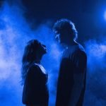 Julia Joia: Cantora lança música Não Vai Rolar