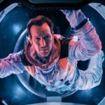 Moonfall - Ameaça Lunar é o filme mais visto nos cinemas brasileiros