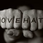 Do ódio ao amor: livros enemies to lovers para ler