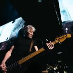 UCI exibe show de Roger Waters his Is Not a Drill - Live Prague ao vivo