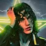 Conan Gray lança single Never Ending Song