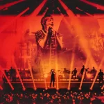 Imagem de Louis Tomlinson em show da Faith In The Future World Tour.