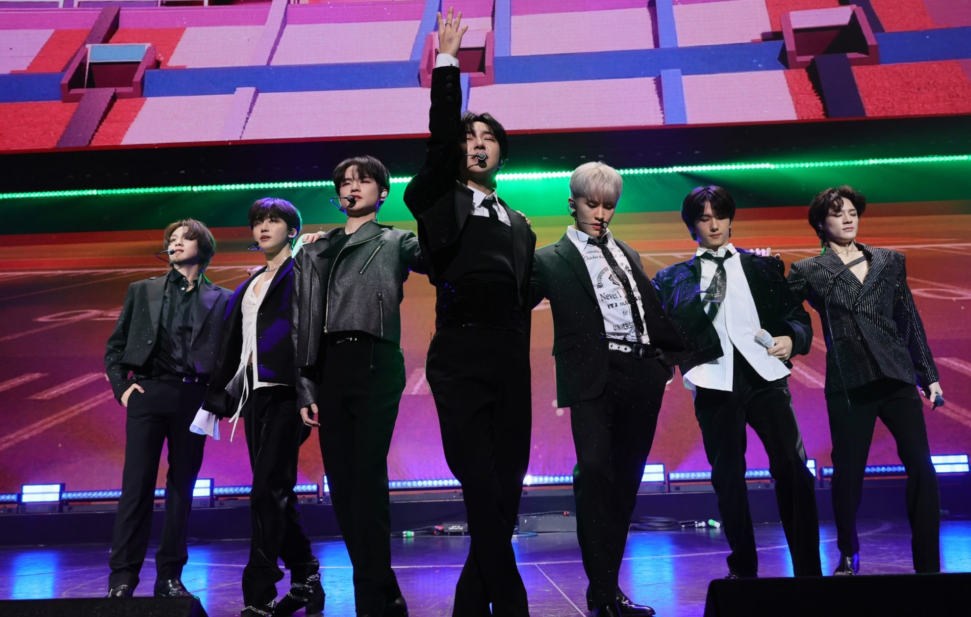 THE DREAM SHOW 3
