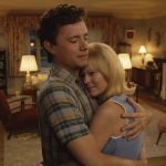 Novo filme com Tom Hanks e Robin Wright ganha trailer emocionante