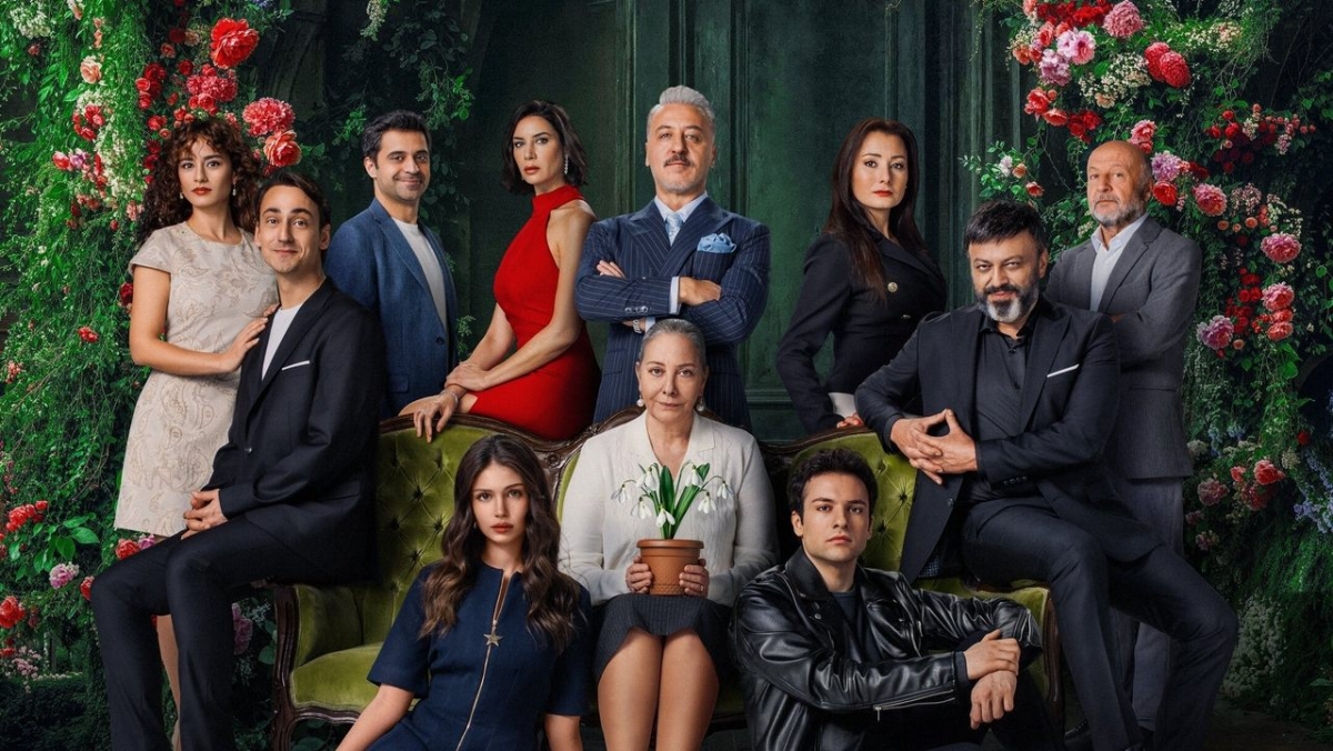 Foto dos personagens de Kardelenler
