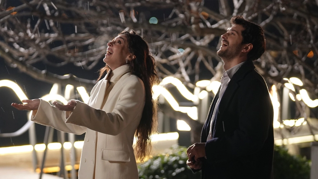 Personagens Leyla e Civan.