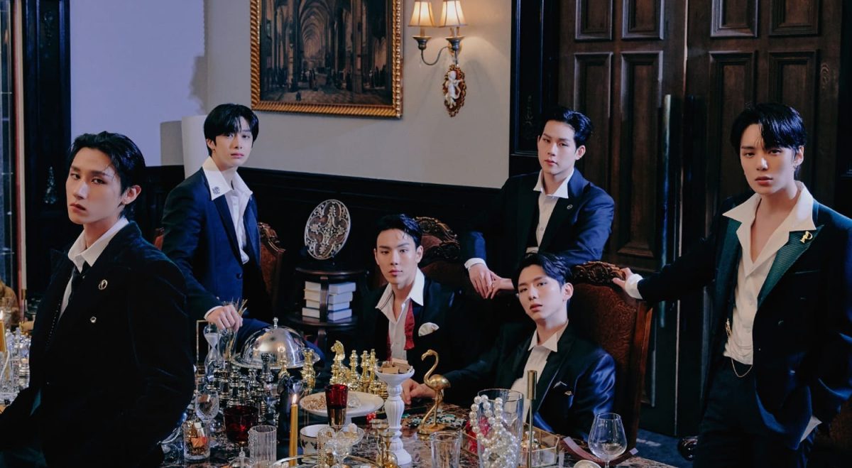 Integrantes reunidos em ensaio fotográfico