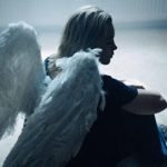 Zombie: novo single de Yungblud ganha vídeo estrelado por Florence Pugh