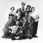 Os Mambembes alegram o público em suas últimas semanas no Teatro Casa Grande