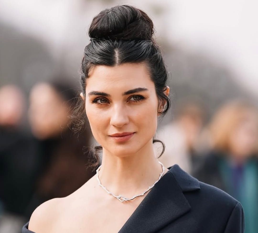 Foto de Tuba Büyüküstün.