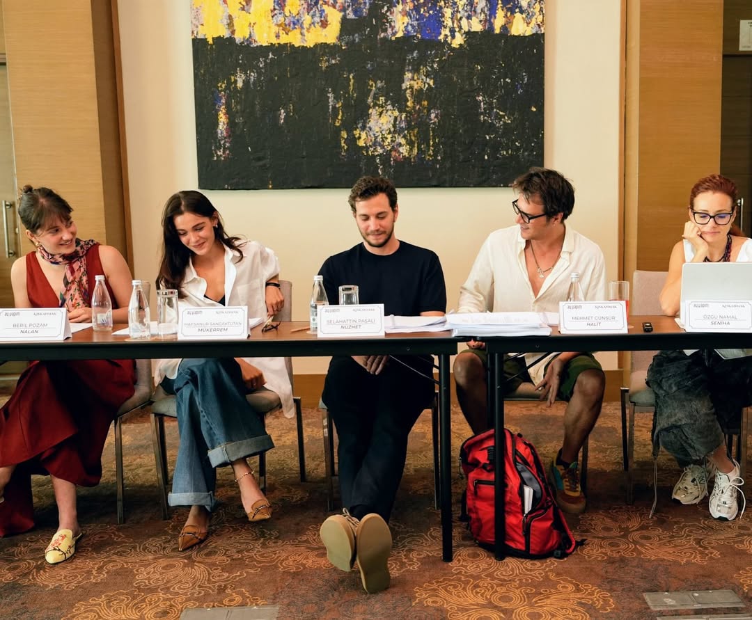 Leitura de roteiro Kıskanmak.