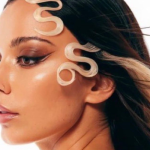 JADE lança THAT'S SHOWBIZ BABY!, seu primeiro álbum solo