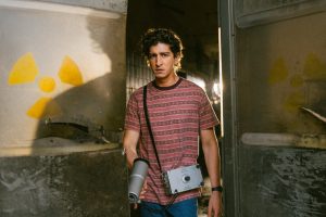 Johnny Massaro é Márcio em Emergência Radioativa