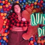 Crítica | Quinze Dias prova que histórias LGBTQIAPN+ também merecem finais felizes