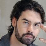 Entrevista | Matheus Rocha reflete sobre os desafios de ser adulto em novo livro