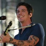 Especial | Conheça Role Model: artista country-pop em ascensão