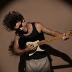 Entrevista | Chady lança Eu Vim de Lá e entrega hino pop sobre superação e recomeços