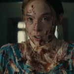 A atriz Ella Beatty interpreta a protagonista Lizzie Borden na quarta temporada da série Monstros