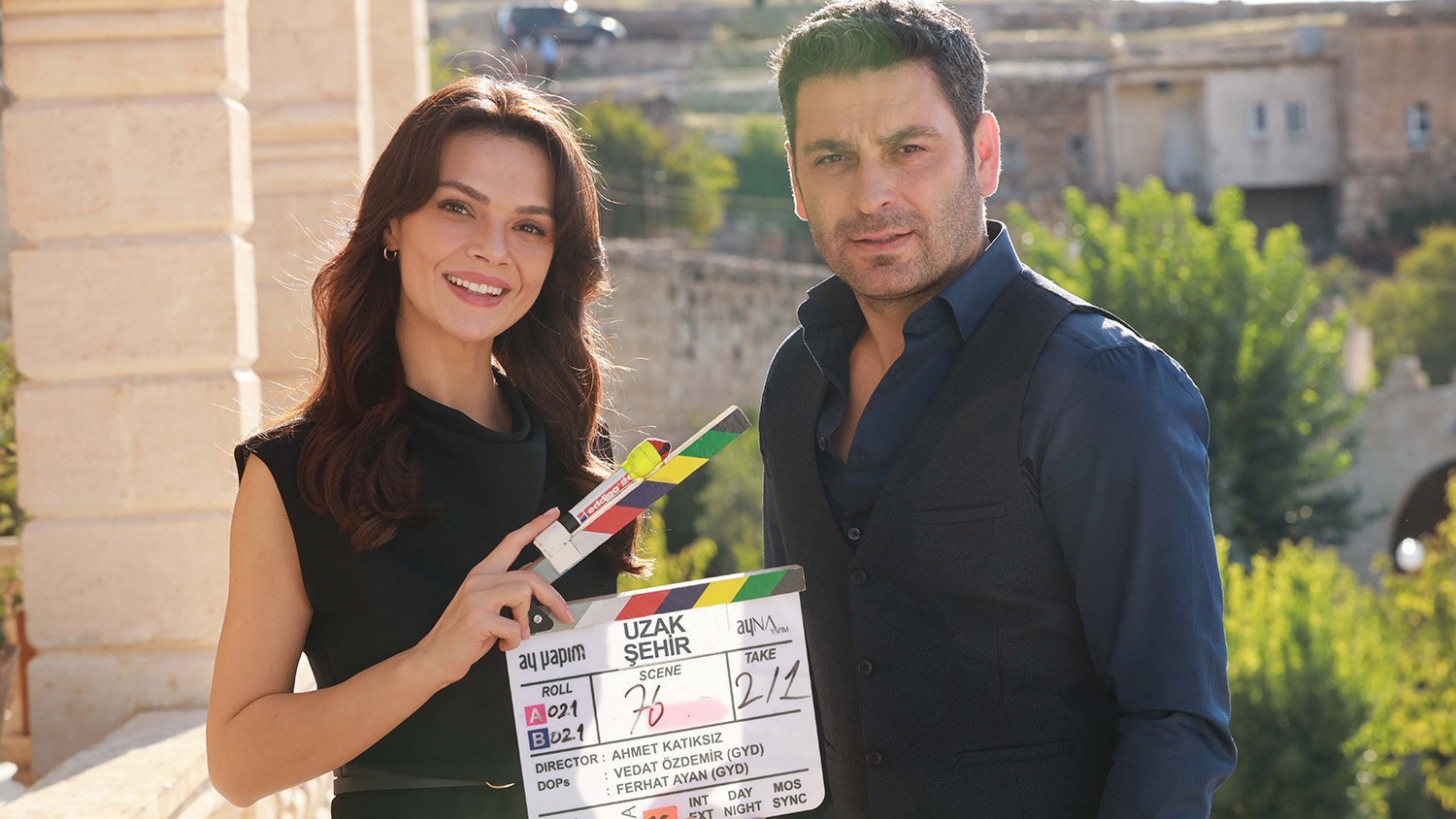 Protagonistas de Uzak Şehir
