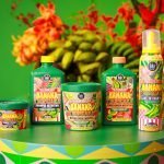 Lola From Rio celebra 15 anos na Beauty Fair com lançamento da coleção Banana Tropicana
