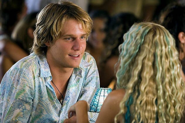 Jake Mcdorman & Sara Paxton Characters: Raymond & Aquamarine Film: Aquamarine 2006 Director: John Moore 03 March 2006 PUBLICATIONxINxGERxSUIxAUTxONLY Copyright: MaryxEvansxAFxArchivex20xCenturyxFox 12640722 editorial use only