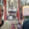 Imagem mostra Cameron Diaz e Jamie Foxx lado a lado em uma cena do filme De Volta à Ação